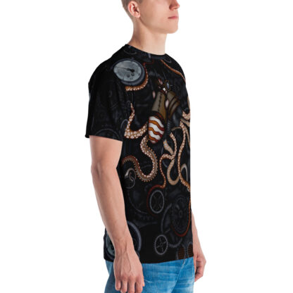 CAVIS Steampunk Octopus Gears T-Shirt - Men's - Model - Right