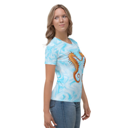 CAVIS Seahorse Pair on Light Blue Background - Women’s T-Shirt, Soft Vibrant Quick-Dry Sea Life Shirt - Right